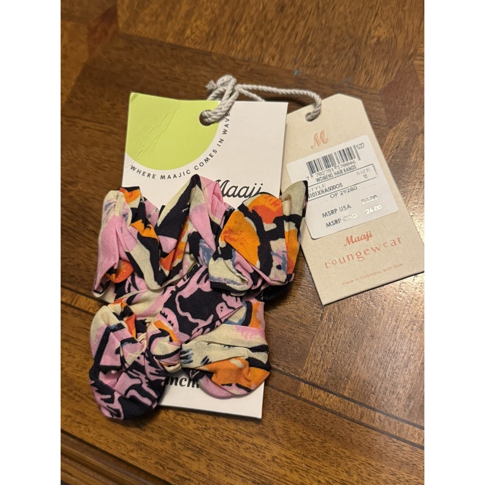 Maaji Loungewear Hair Band Tie Scrunchy Accessory‎ Bag Tie Beachley Box NWT
